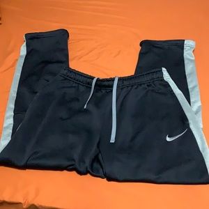 Nike Therma-Fit sweatpants size Medium